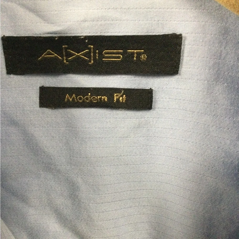 Axist Men's Light Blue Button-Up Dress Shirt - Classic Spread Collar